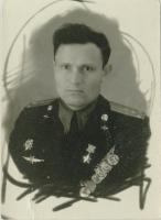 Герой Советского Союза, лётчик Орлов Яков Никифорович. 1955 г.  Ф. Р-5404. Оп. 1. Д.18. Л. 6